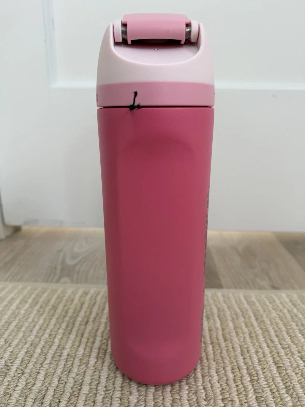 Starbucks x Owala FreeSip 24oz Pink Insulated Bottle Tumbler New w/ Tags 2026